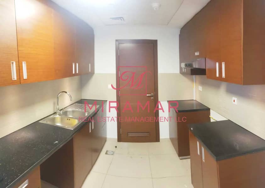 13 HOT DEAL!!! FULL SEA VIEW!!! HIGH FLOOR!! LARGE 2B+MAIDS UNIT!