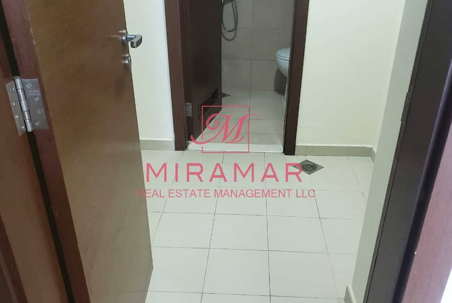 20 HOT DEAL!!! FULL SEA VIEW!!! HIGH FLOOR!! LARGE 2B+MAIDS UNIT!