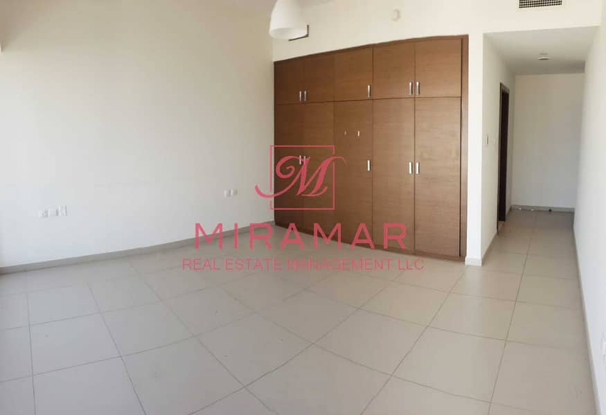 23 HOT DEAL!!! FULL SEA VIEW!!! HIGH FLOOR!! LARGE 2B+MAIDS UNIT!