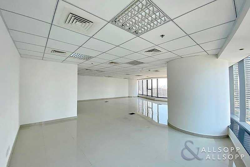 6 Fully Fitted Unit | Mid Floor | Open Space