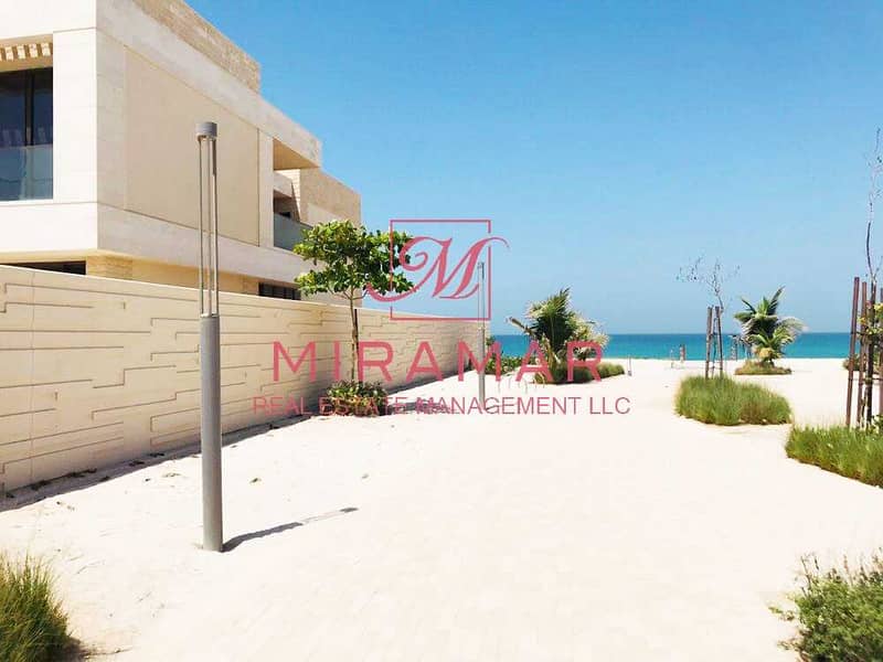 LUXURY 7B+MAID'S VILLA | LARGEST UNIT | PRIVATE GARDEN | DRIVER ROOM LUXURY 7B+MAID'S VILLA | LARGEST UNIT | PRIVATE GARDEN | DRIVER ROOM
