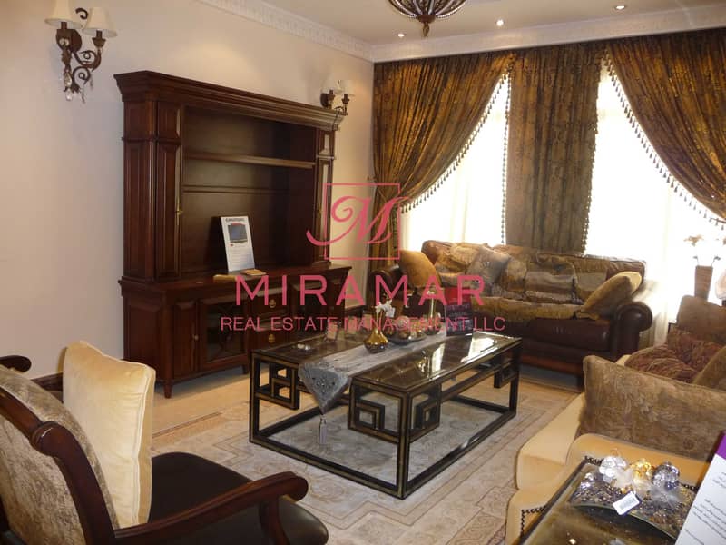 5 HOT DEAL! LUXURY 5B+MAIDS VILLA | PRIME LOCATION