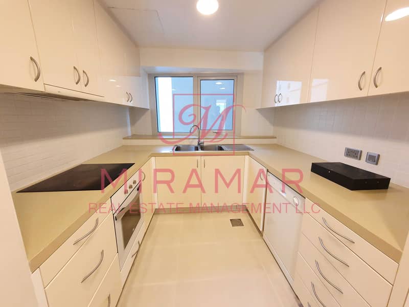 6 HOT DEAL! LARGE 3B+MAIDS APARTMENT | AMAZING VIEW | LUXURY UNIT