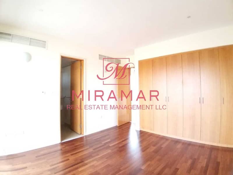 17 LUXURY 3B+MAIDS VILLA | LARGE UNIT | SMART LAYOUT