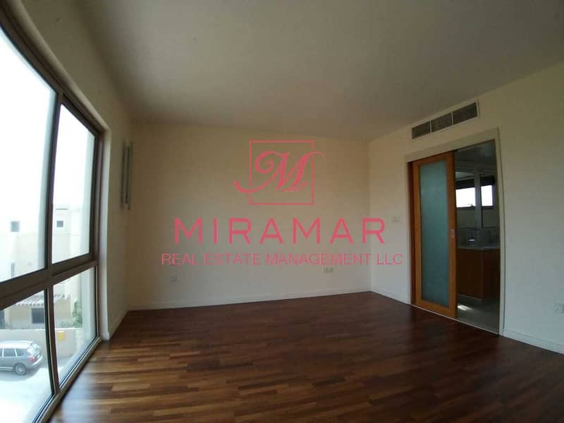 22 LUXURY 3B+MAIDS VILLA | LARGE UNIT | SMART LAYOUT