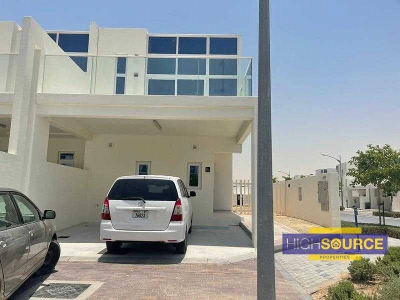 Hot Deal | Spacious and Luxurious 3 Bed + Maid Villa | Terrace with Balcony