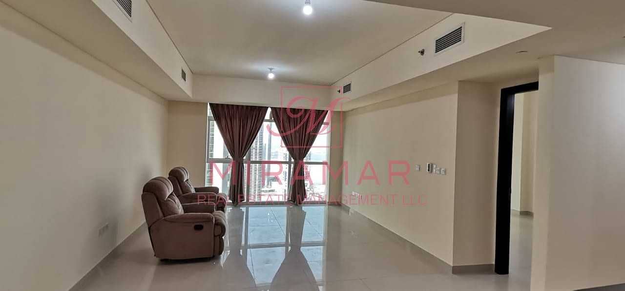 3 HOT HIGH FLOOR!!! LARGE UNIT!! AMAZING VIEW!