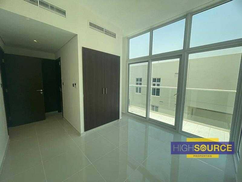 3 Hot Deal | Spacious and Luxurious 3 Bed + Maid Villa | Terrace with Balcony