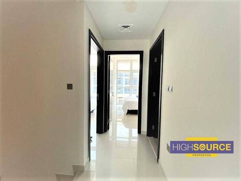 7 SINGLE ROW | LUXURIOUS 4 BED TOWNHOUSE |