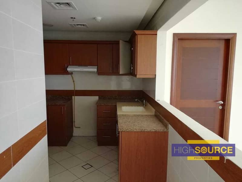 8 Full facility building | 1 Bedroom with balcony| Rent in Phase 2