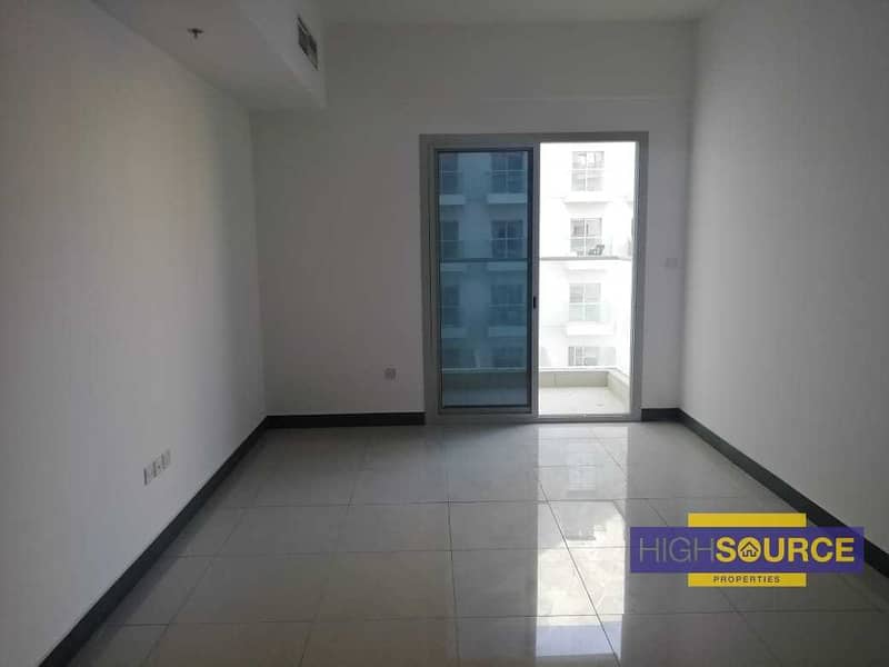 BRAND NEW BUILDING STUDIO WITH BALCONY (2 MONTHS FREE)RENT IN PHASE 2