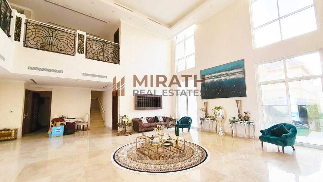 Gorgeous 6BR Villa with Private Garden Gorgeous 6BR Villa with Private Garden