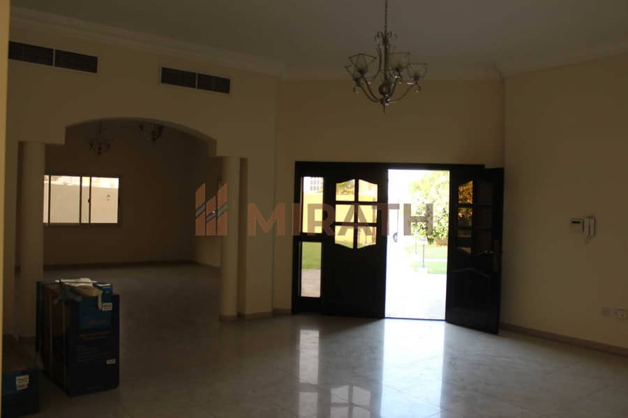 9 SPACIOUS 5BR VILLA WITH POOL AND LARGE GARDEN