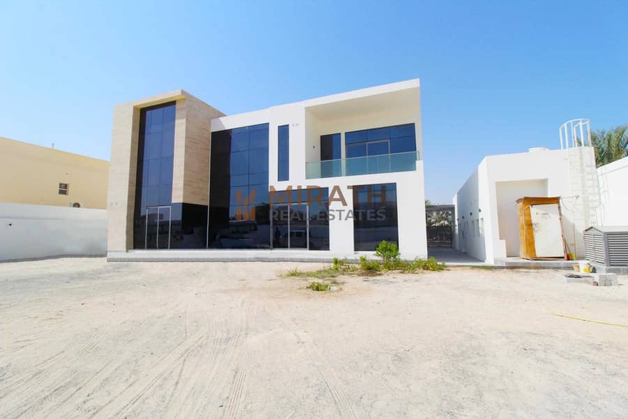 BRAND NEW CONTEMPORARY 5BR VILLA WITH HUGE PLOT