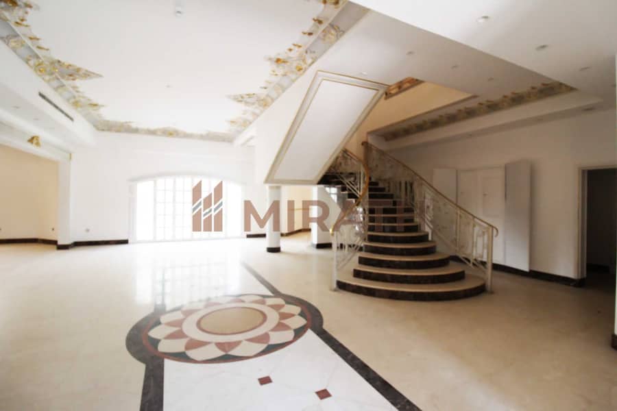 4 LUXURIOUS & SPACIOUS COMMERCIAL VILLA FOR RENT