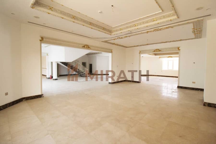 5 LUXURIOUS & SPACIOUS COMMERCIAL VILLA FOR RENT