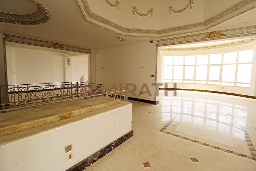11 LUXURIOUS & SPACIOUS COMMERCIAL VILLA FOR RENT