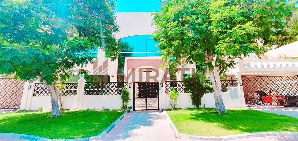 BEAUTIFUL & SPACIOUS 4BR VILLA WITH POOL | GYM