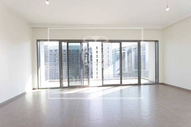 Closed Kitchen | Community Park View | High Floor Closed Kitchen | Community Park View | High Floor
