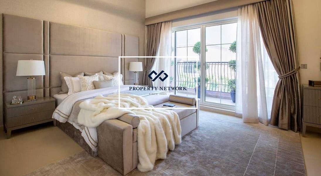 3 Luxurious 5-bedroom Villa in Nad Al Sheba