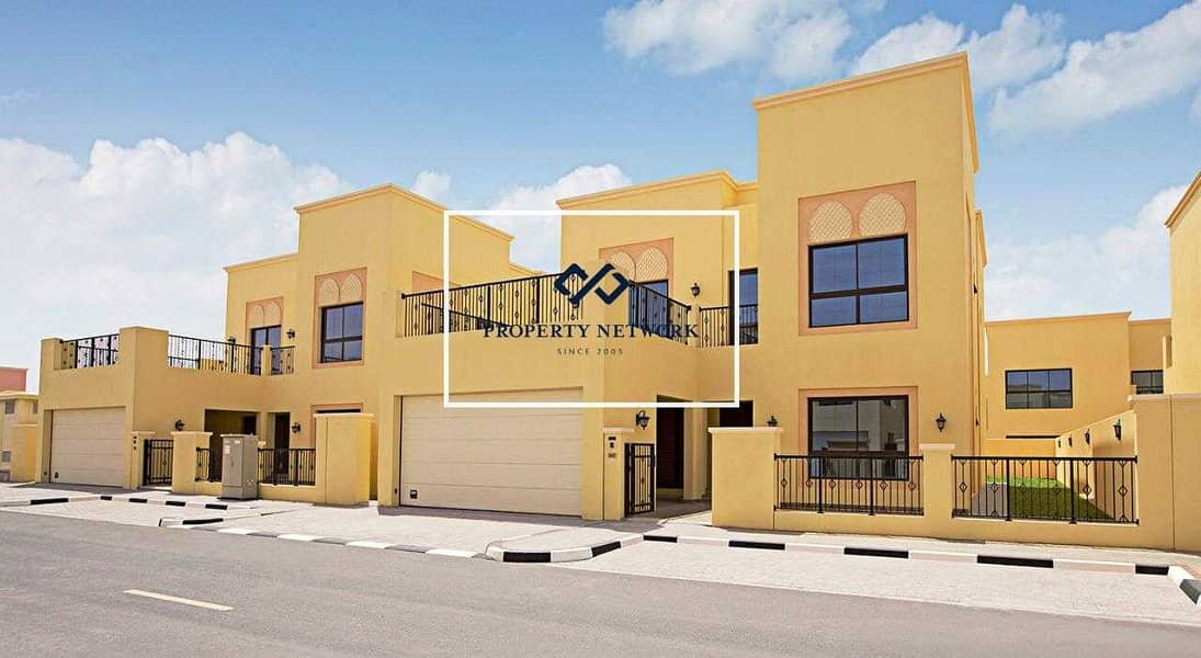 4 Luxurious 5-bedroom Villa in Nad Al Sheba