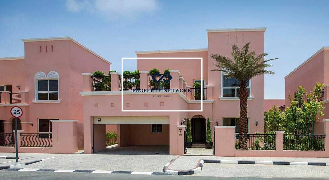 6 Luxurious 5-bedroom Villa in Nad Al Sheba