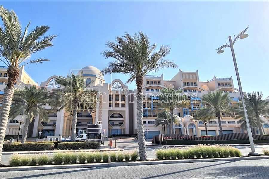 8 Retail Space in Palm Jumeirah for Rent