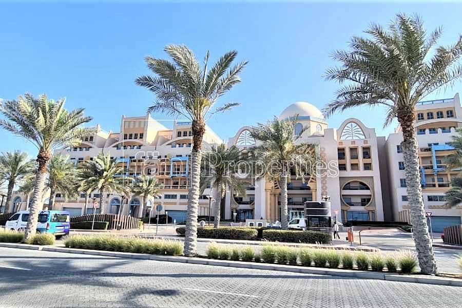 10 Retail Space in Palm Jumeirah for Rent