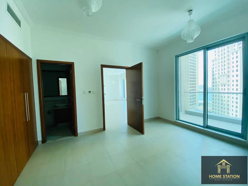 14 Elegant & well Mainatined Comes with Partial Sea View