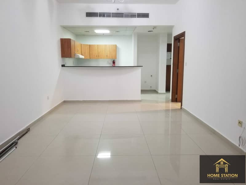 6 Bright and spacious 1bedroom for rent in dubai silicon oasis 34999 /4chq