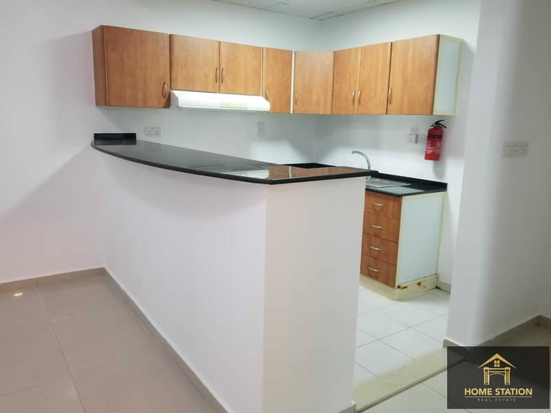 8 Bright and spacious 1bedroom for rent in dubai silicon oasis 34999 /4chq