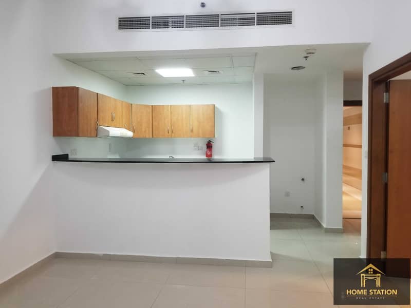 12 Bright and spacious 1bedroom for rent in dubai silicon oasis 34999 /4chq