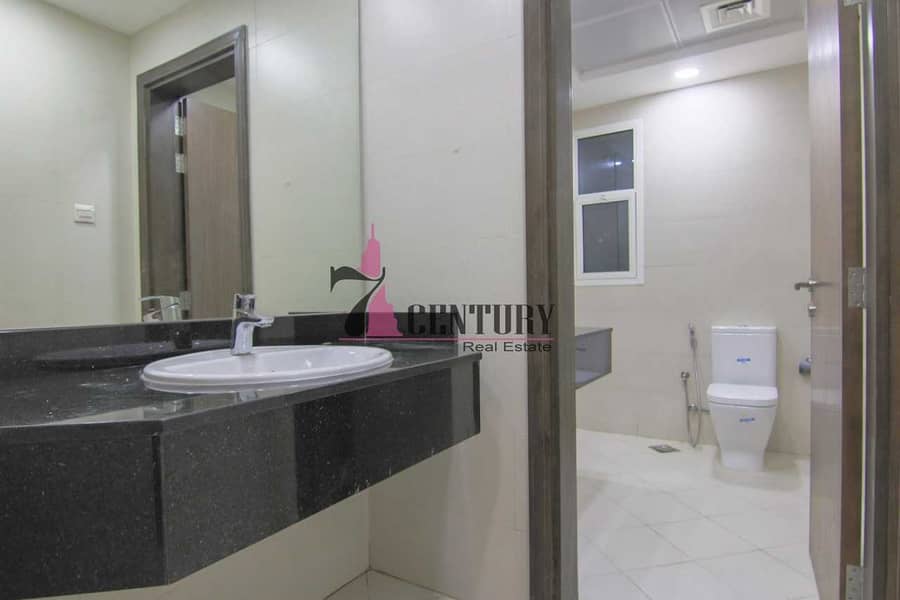 6 For Sale | Spacious Space | Unfurnished 1 Bedroom