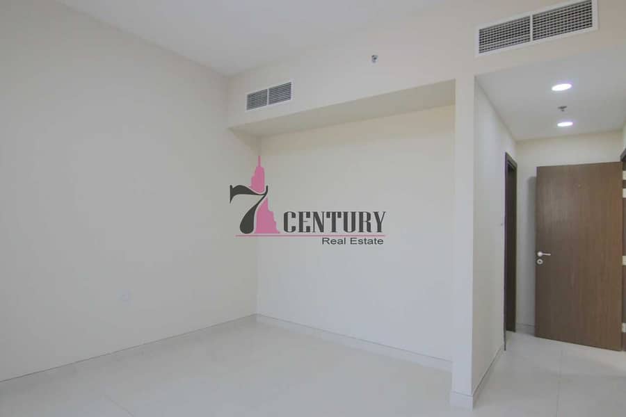 10 For Sale | Spacious Space | Unfurnished 1 Bedroom