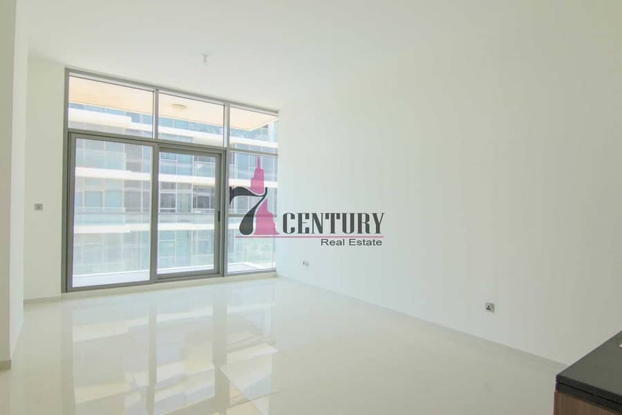 6 With Balcony | 1 Bedroom Apartment | Pool View