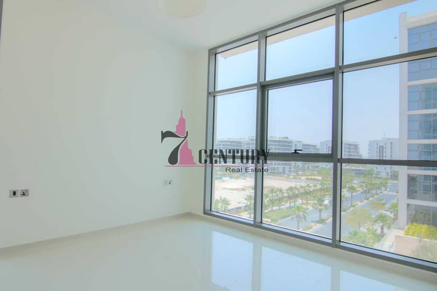 12 With Balcony | 1 Bedroom Apartment | Pool View