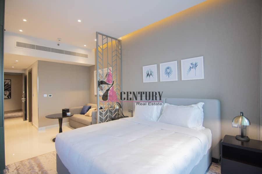 7 Luxury Furnished | With Balcony | Studio Apartment