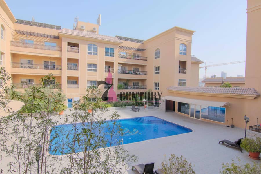 18 For Sale | 1 Bedroom Apartment | Pool View