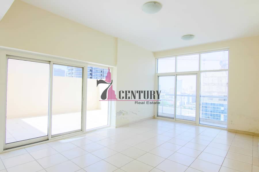 3 For Sale |   Bedroom Apartment | Community View