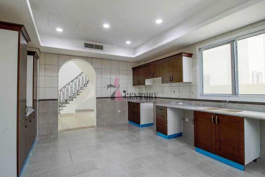 10 Type-B | With Swimming Pool Upgraded 6 BR+M Villa