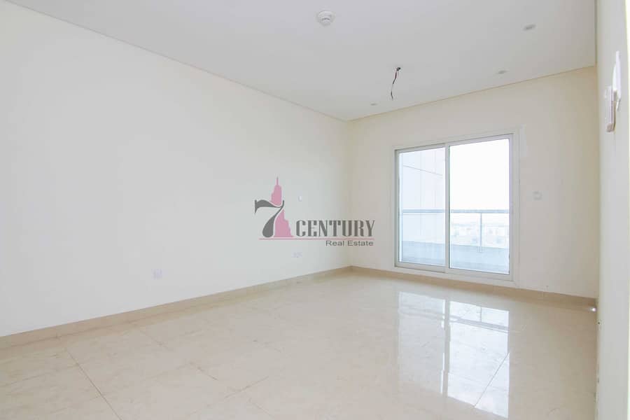 9 With Balcony | Chiller Free|1 BR Apt | Unfurnished