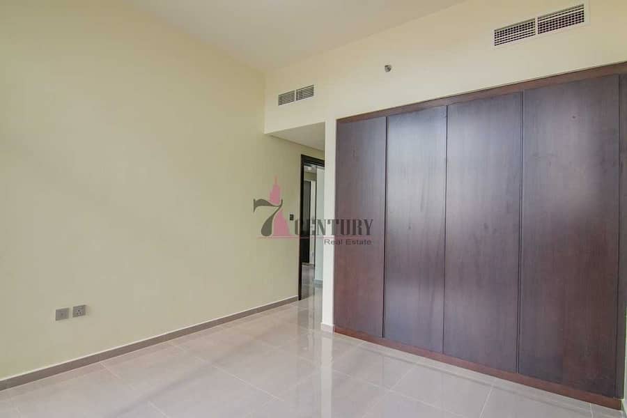 7 Mid Floor | 1 Bedroom Apartment | Canal View