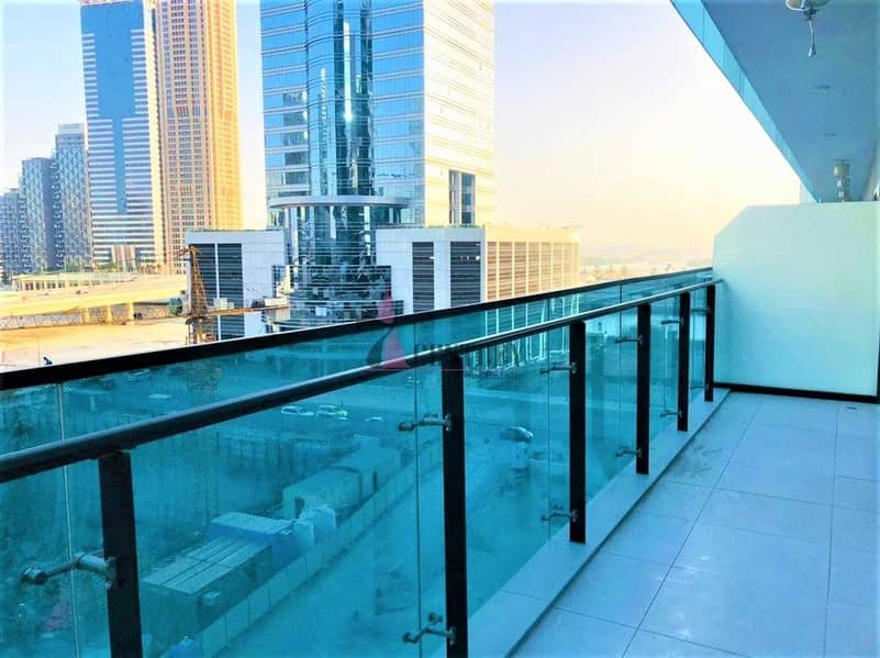 11 Mid Floor | 1 Bedroom Apartment | Canal View