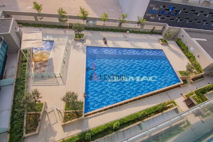 13 Mid Floor | 1 Bedroom Apartment | Canal View