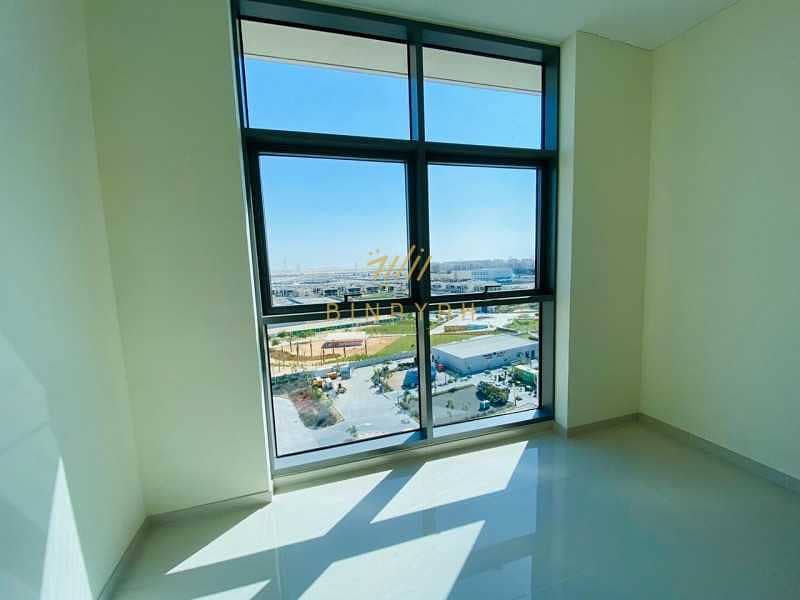 2 Large studio|Right next to carrefour|Park View