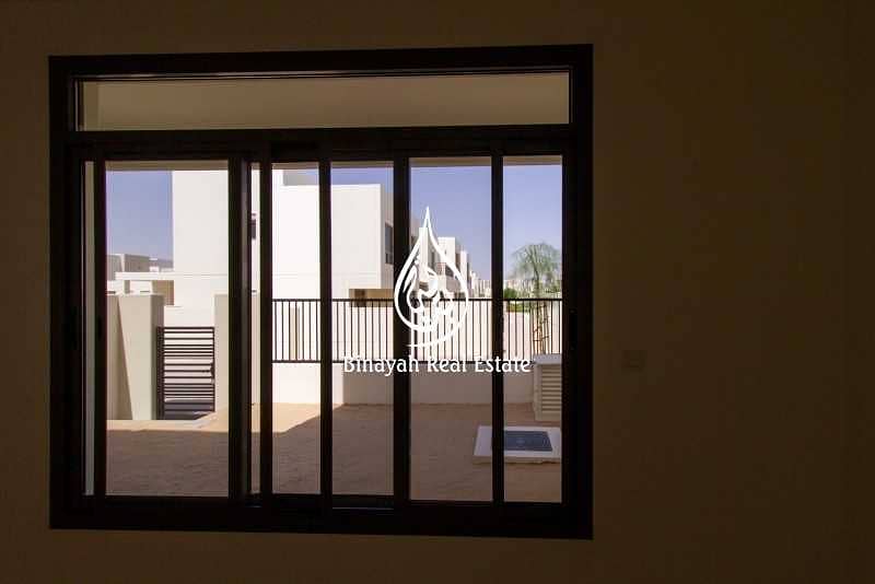 24 Noor Town Houses | 3 Bed +Maid l Luxurious Villa