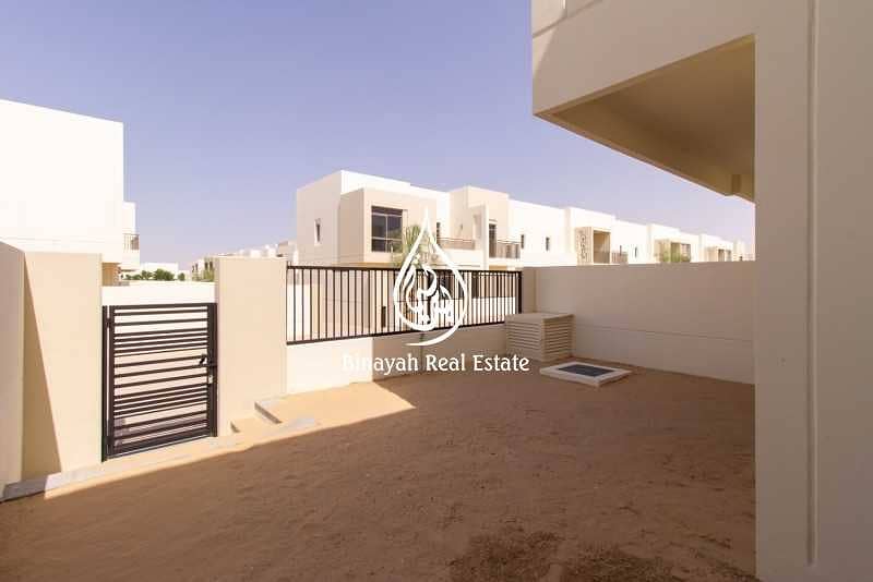 29 Noor Town Houses | 3 Bed +Maid l Luxurious Villa