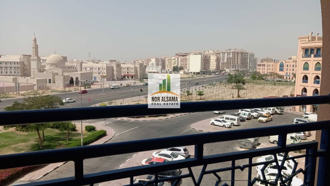 شقة في الحي اليوناني المدينة العالمية 1 غرف 23000 درهم 4717748