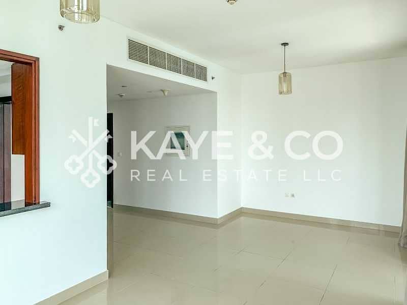 8 High Floor | Vacant | Fully Furnished | Balcony