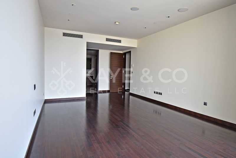 3 Panoramic DIFC View  with Large Master Bedroom